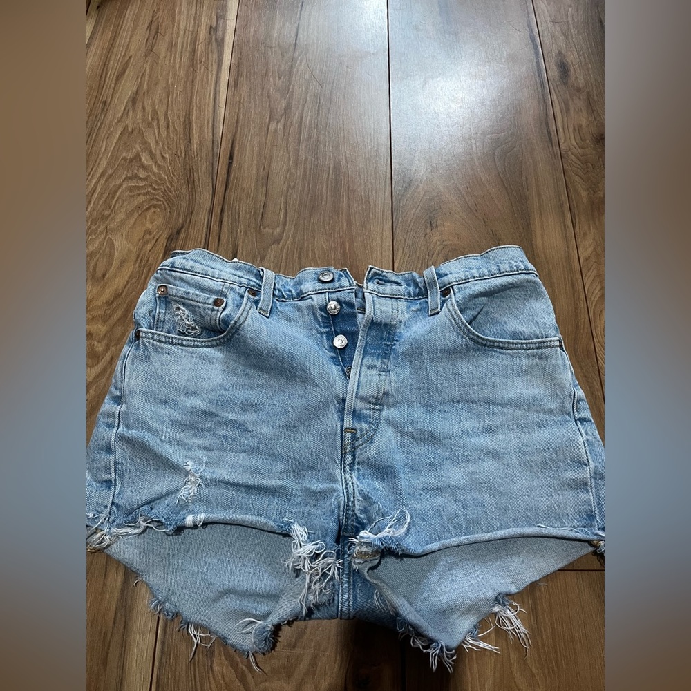 Levi’s denim shorts